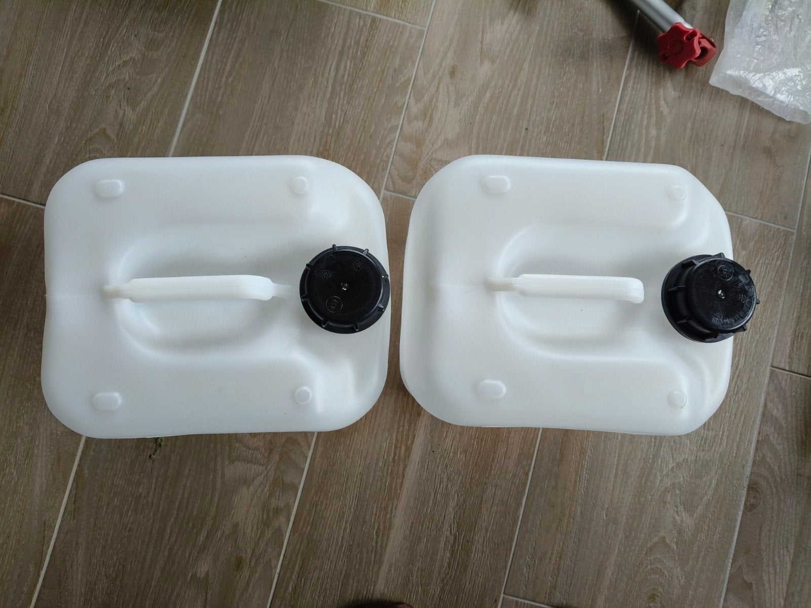 2 Jerrycans 20 liter, Ophalen, Nieuw