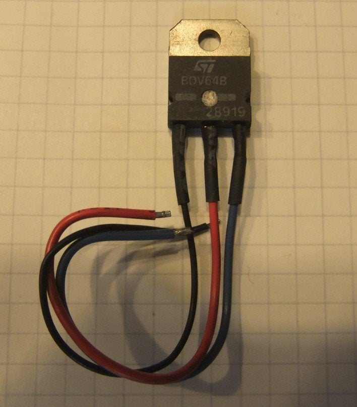 Transistor BDV64B, Hobby en Vrije tijd, Elektronica-componenten, Ophalen of Verzenden, Gebruikt