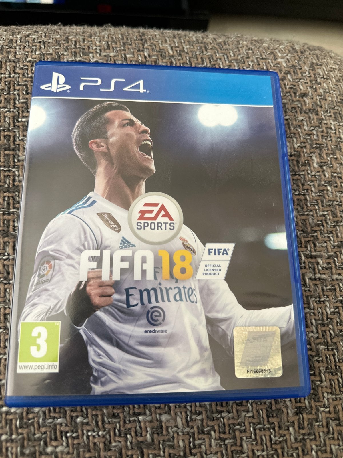 FIFA 18 PS4 - Voetbalgame met Cristiano Ronaldo, Spelcomputers en Games, Games | Sony PlayStation 4, Ophalen, Gebruikt, Eén computer