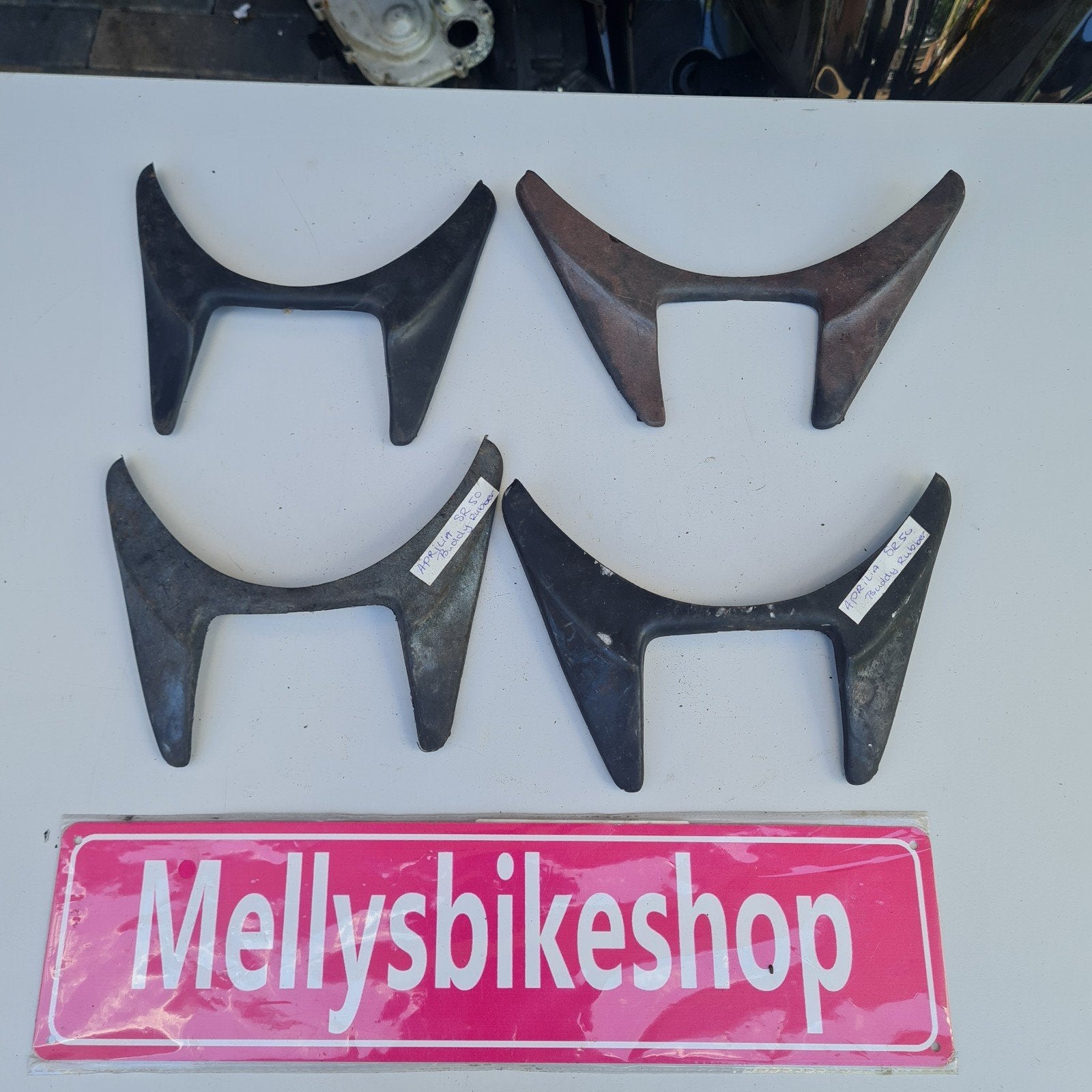 Aprilia sr50 buddy rubber, Ophalen of Verzenden, Aprilia, Info@aprilia.it, Italie