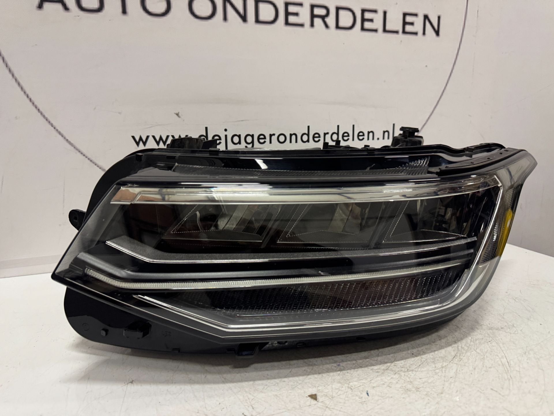VW TIGUAN FACELIFT H7 LED KOPLAMP LINKS 2020- 5NB941035C, Gebruikt, Volkswagen, Volkswagen AG, Berliner Ring 2
38440  Wolfsburg, DE