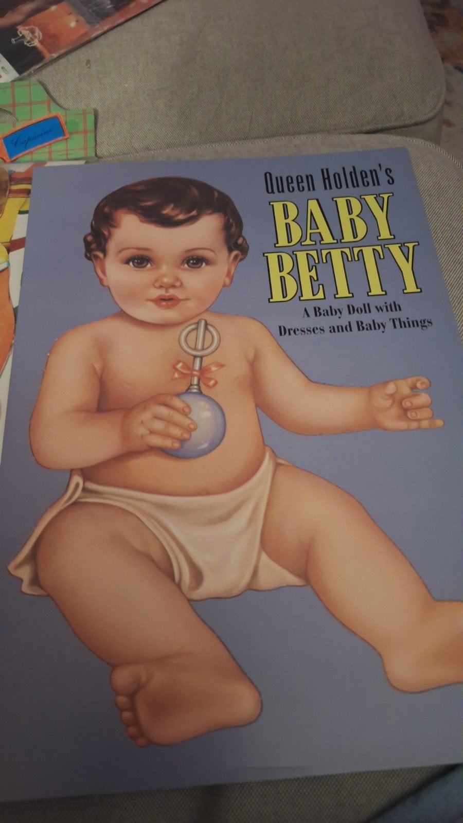 Queen Holden's Baby Betty - Vintage aankleedpop boek, Ophalen, Zo goed als nieuw, Queen Holden, Non-fictie