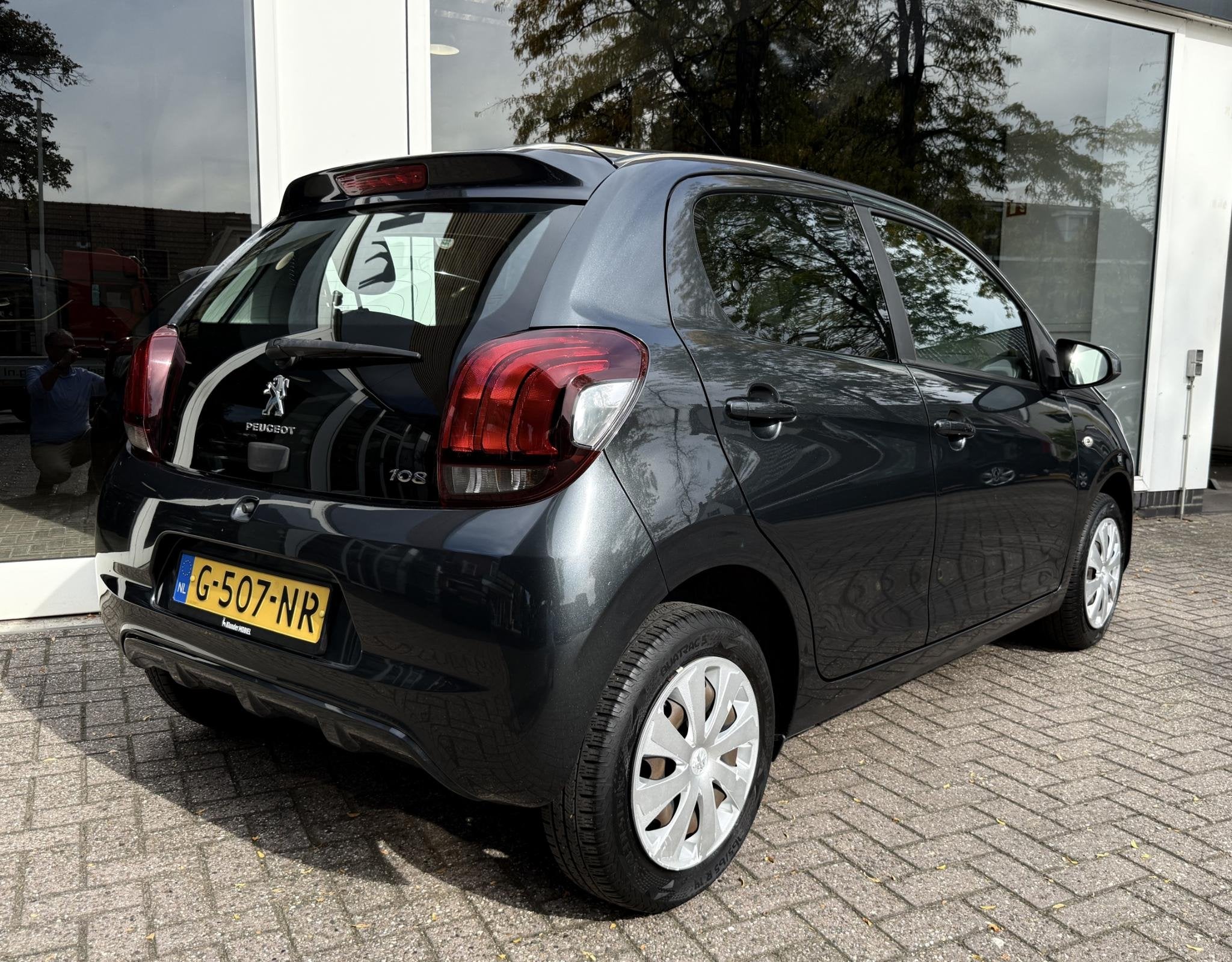 Peugeot 108 1.0 e-VTi Active 5-drs |Airco|Bluetooth|LED|, Handgeschakeld, Zilver of Grijs, 998 cc, Benzine