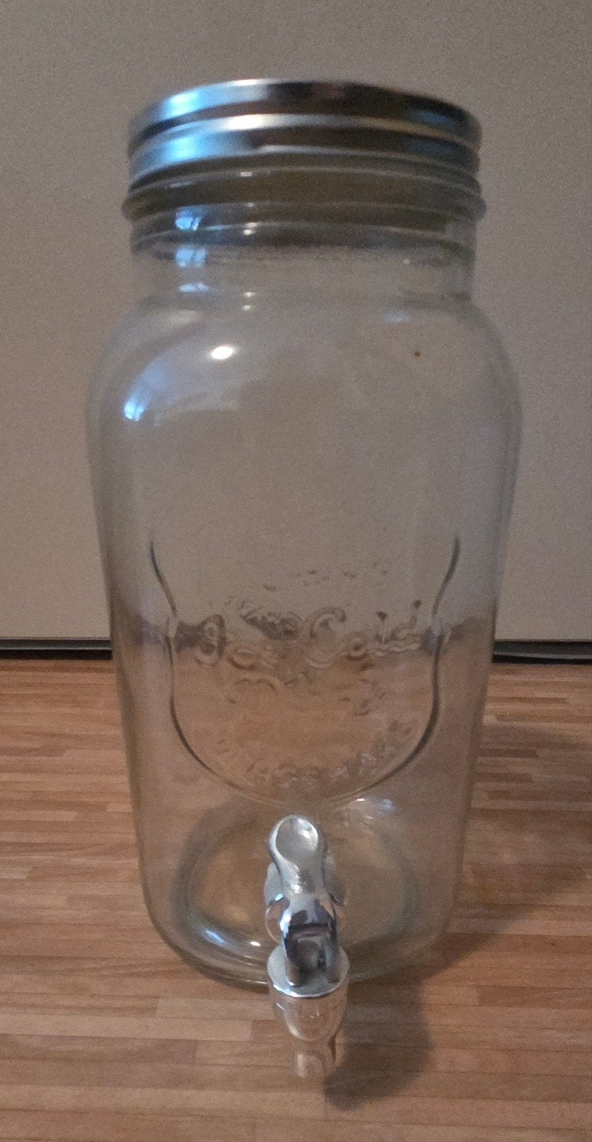 Drank dispenser, Ophalen