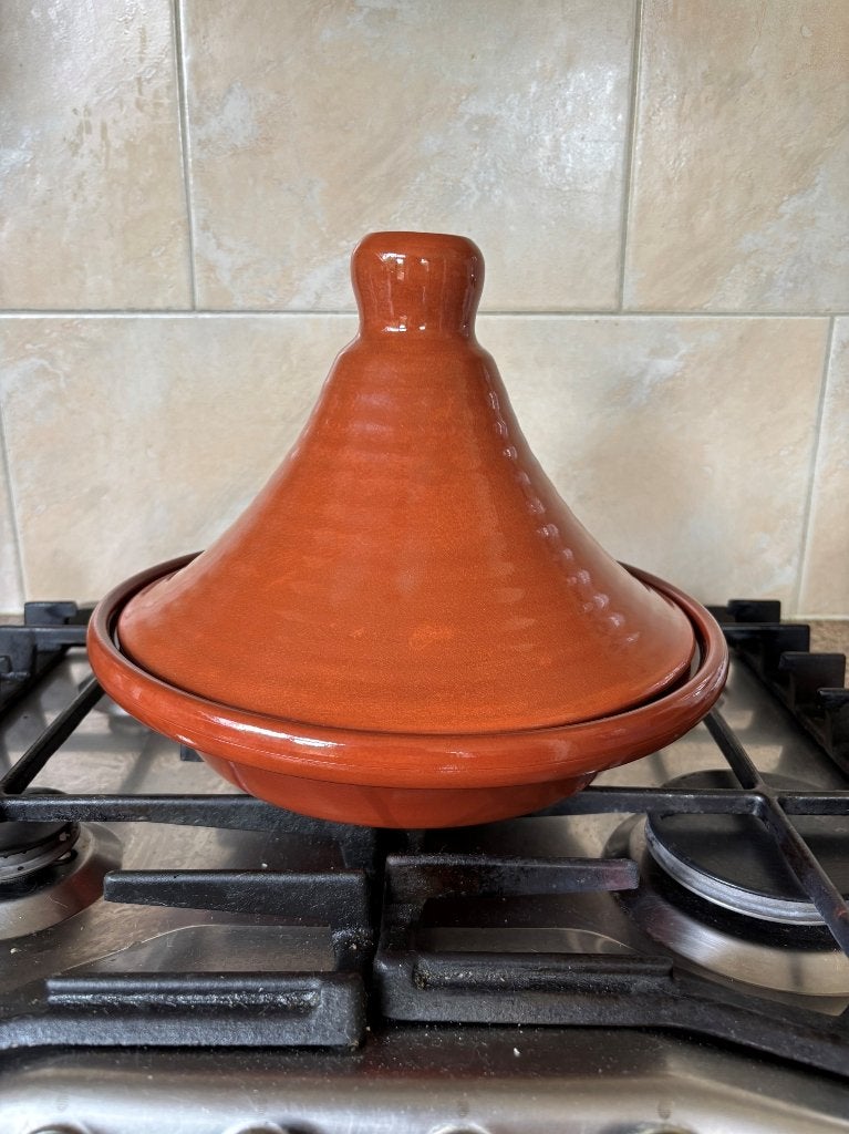 Tajine 30 cm doorsnede incl boek met recepten en handleiding, Ophalen, Met deksel, Tajine, Zo goed als nieuw