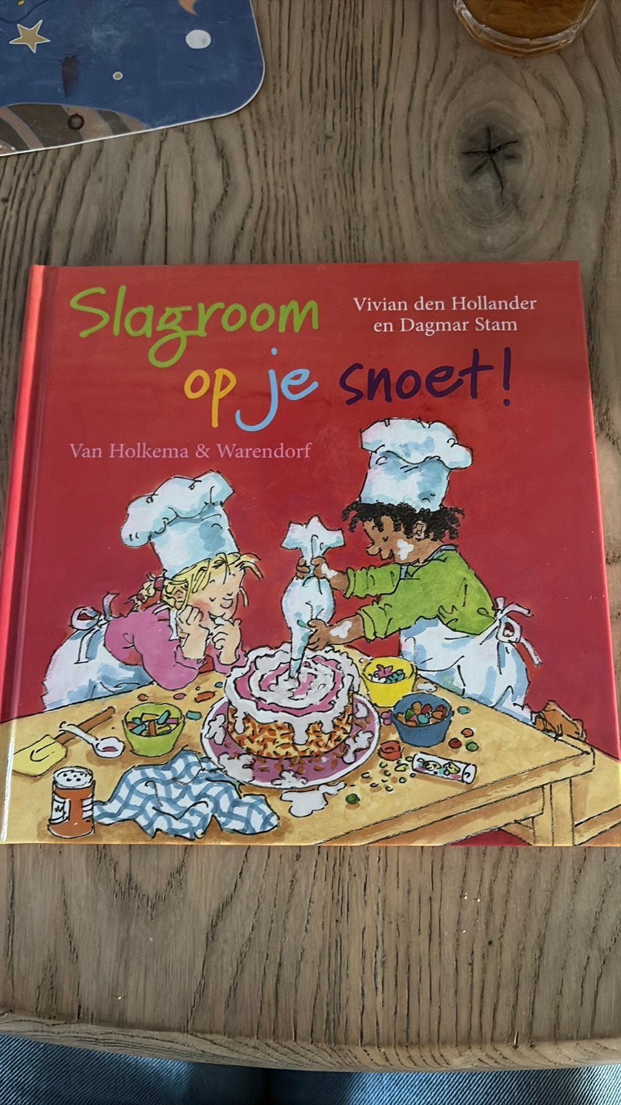 NIEUW! V. den Hollander - Slagroom op je snoet, Ophalen of Verzenden, Zo goed als nieuw, Fictie algemeen