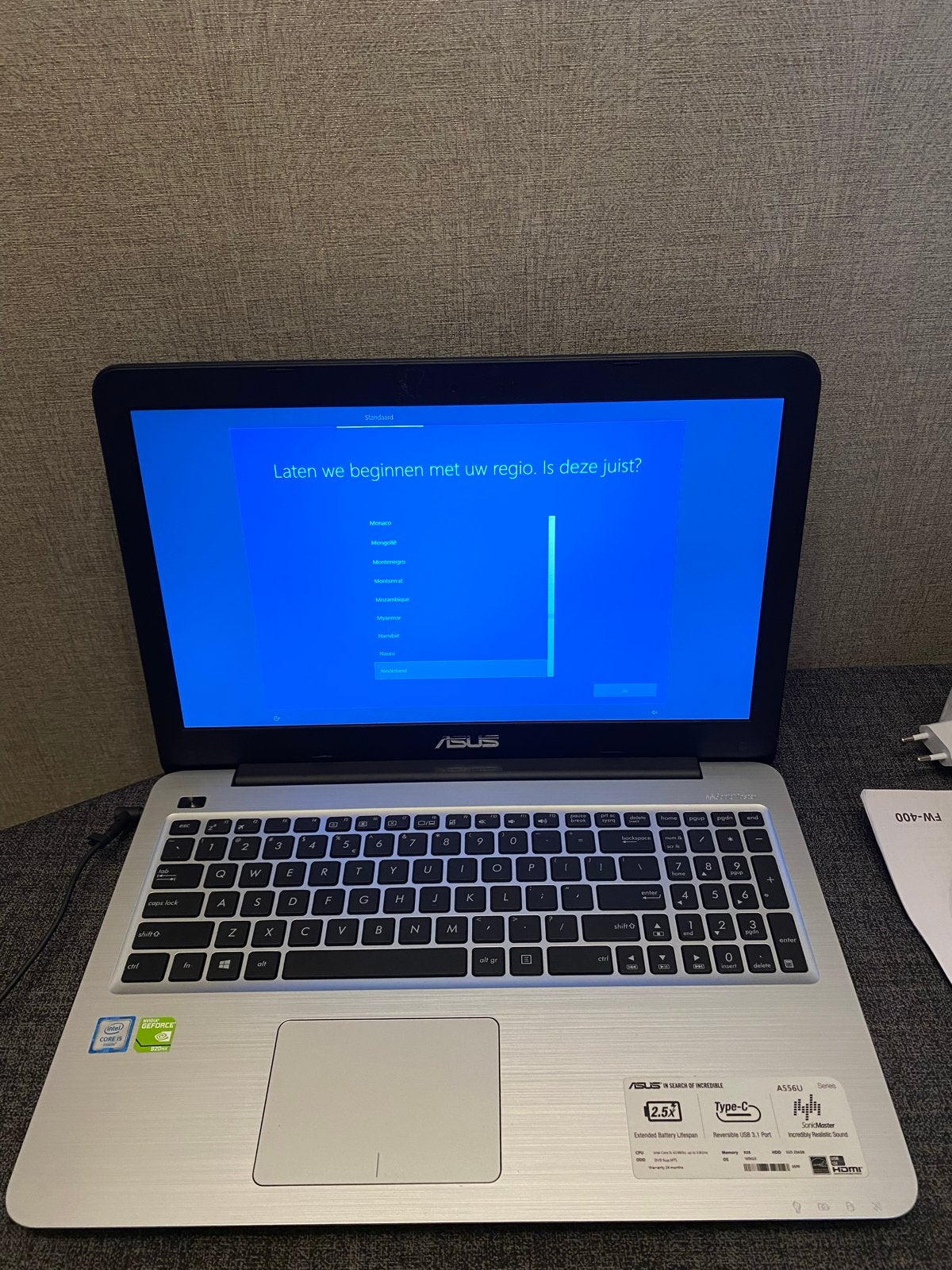 ASUS A556U Laptop - Werkt alleen op netstroom