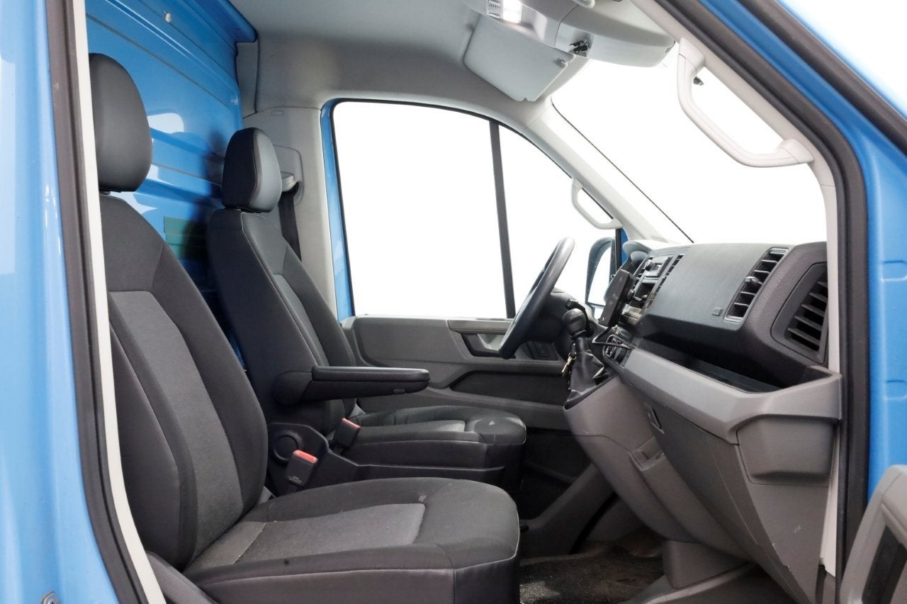 Volkswagen Crafter 35 2.0 TDI E6 Bakwagen met achterdeuren 2, Voorwielaandrijving, Dealer onderhouden, Gebruikt, 4 cilinders