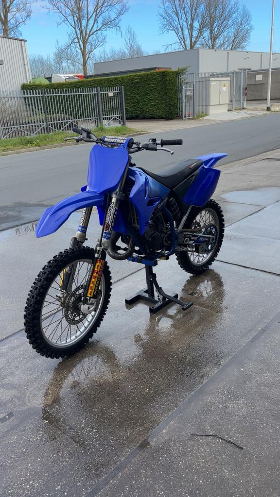 Yamaha yz 125 2004, Ophalen, Gereviseerd