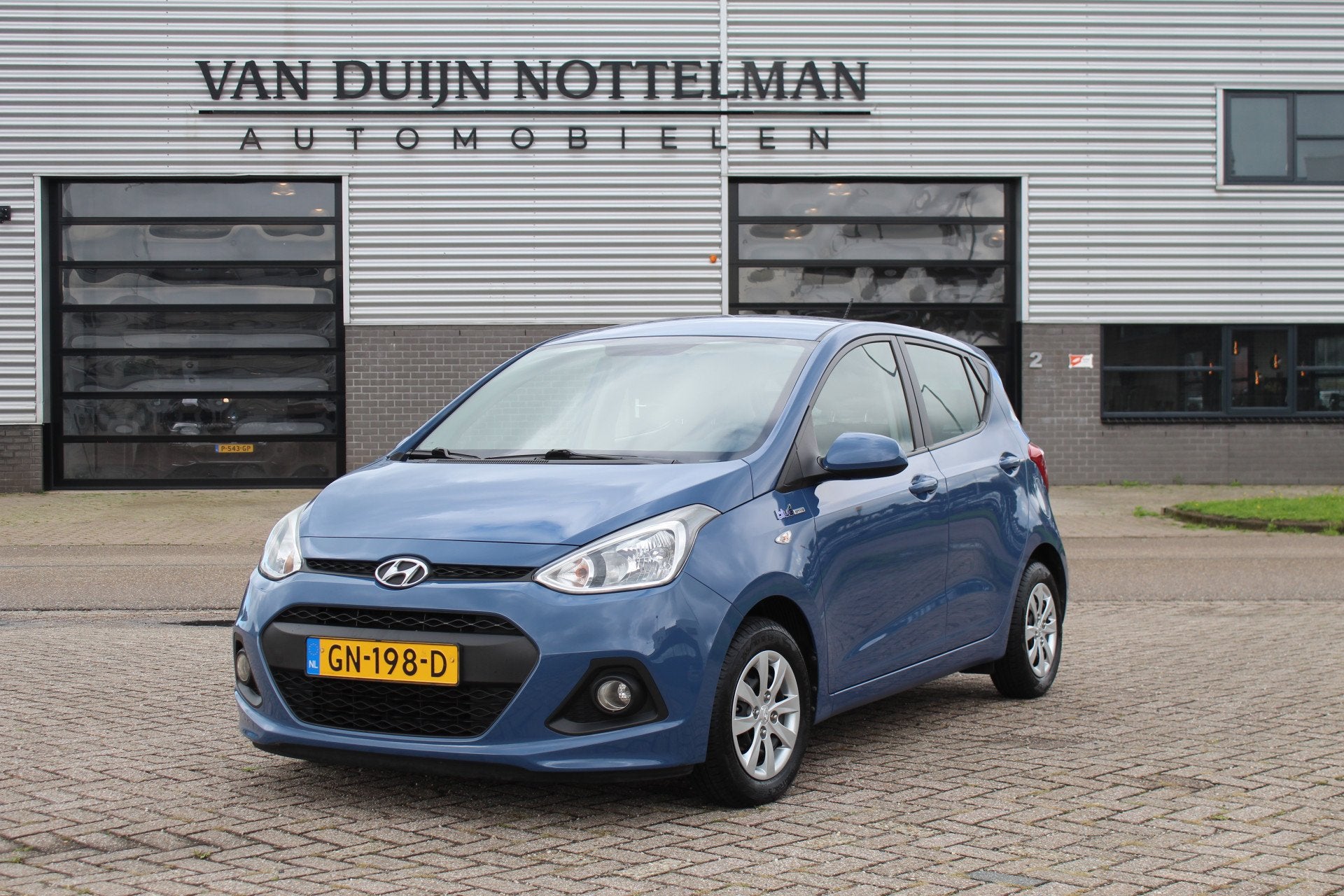 Hyundai i10 1.0i i-Motion Comfort / Climate / Cruise / N.A.P, Auto's, Voorwielaandrijving, Stof, Gebruikt, Met garantie (alle)
