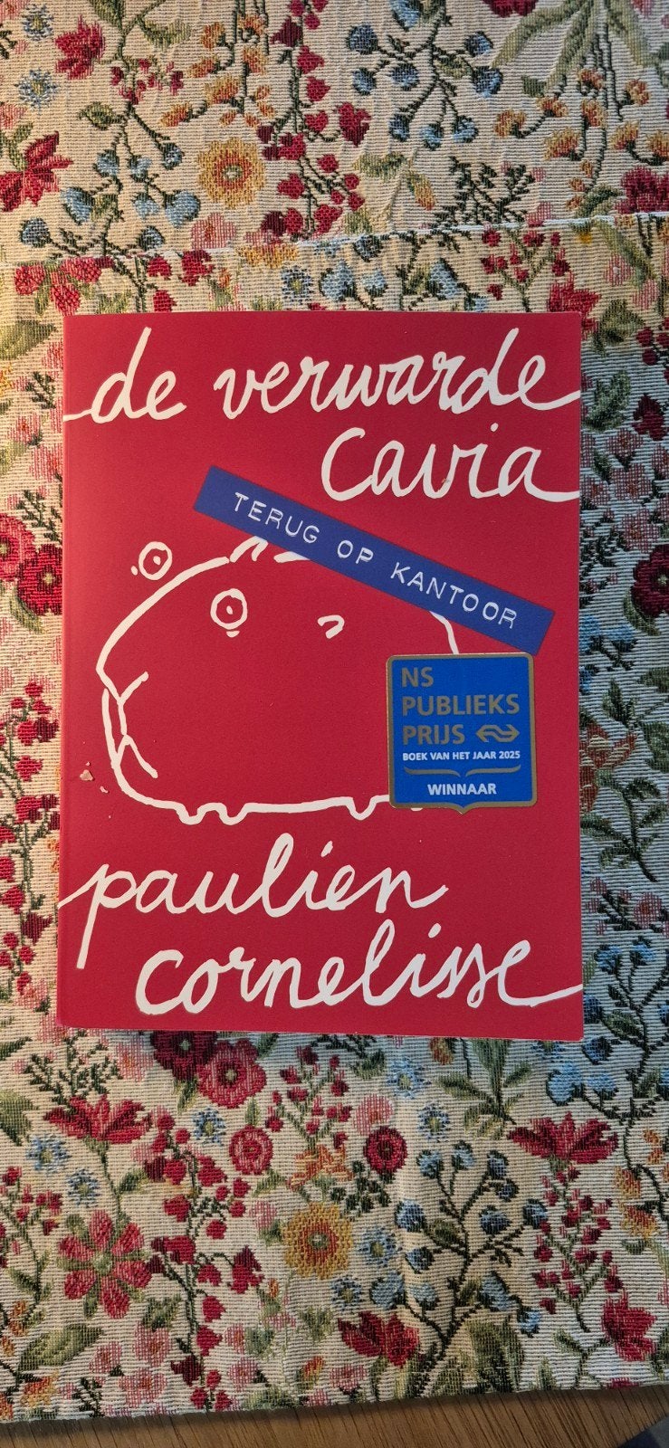 Paulien Cornelisse - De verwarde cavia - Terug op kantoor, Ophalen of Verzenden, Zo goed als nieuw, Paulien Cornelisse