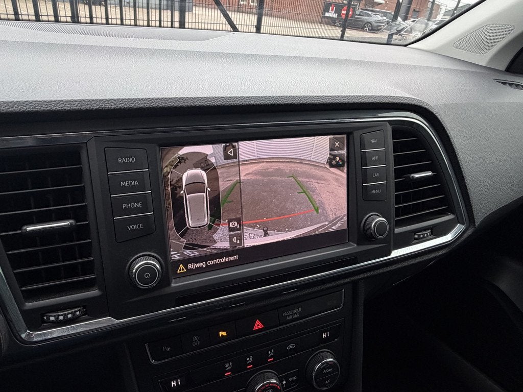 SEAT Ateca 1.4 EcoTSI Style DSG Nav|Camera|Keyles|ACC|LED!, Stof, Gebruikt, Huisgarantie, 4 cilinders