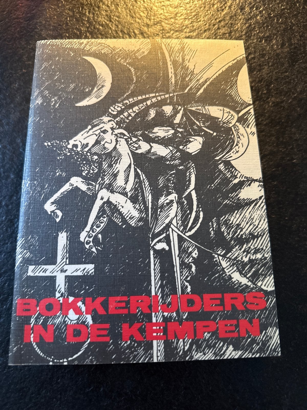Bokkenrijders in de Kempen - Historisch boek, Ophalen, Gelezen, Nederland