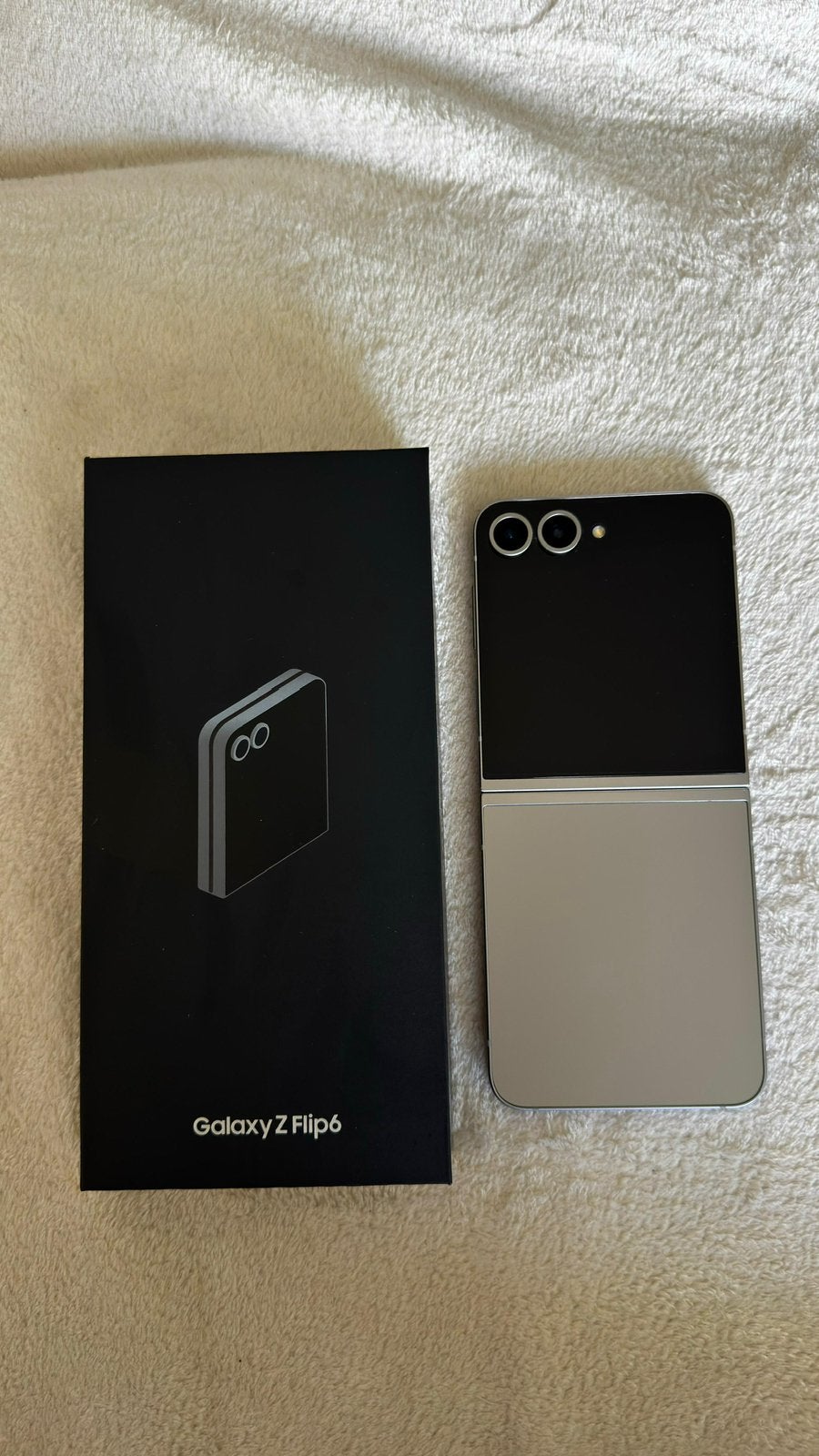 Samsung Galaxy Z Flip6 – 512GB – Silver Shadow, Zo goed als nieuw, Zilver, Galaxy Z Flip, 512 GB