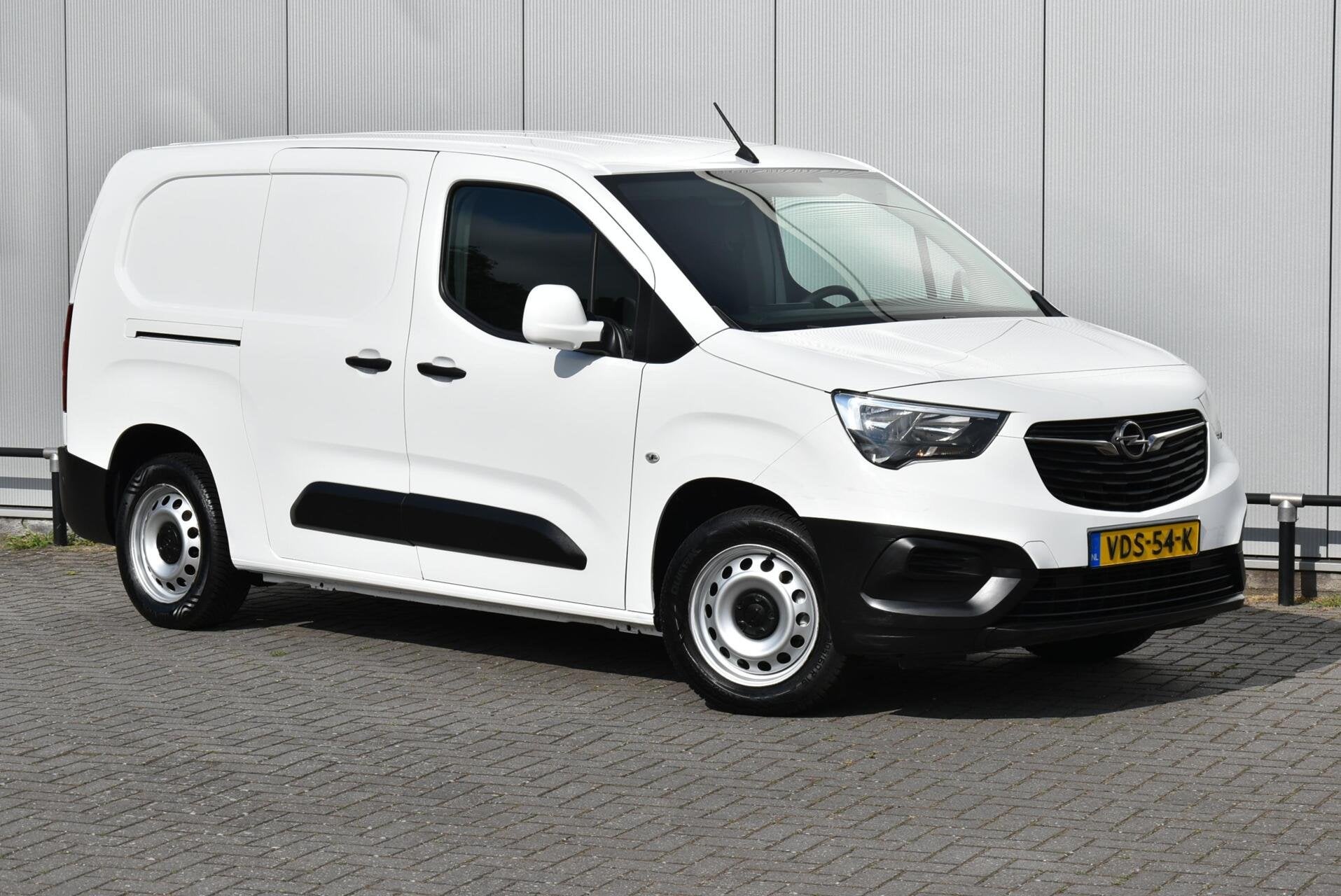 Opel Combo 1.5D L2H1 XL Airco Cruise PDC Sortimo inrichting, Voorwielaandrijving, Gebruikt, 4 cilinders, Wit
