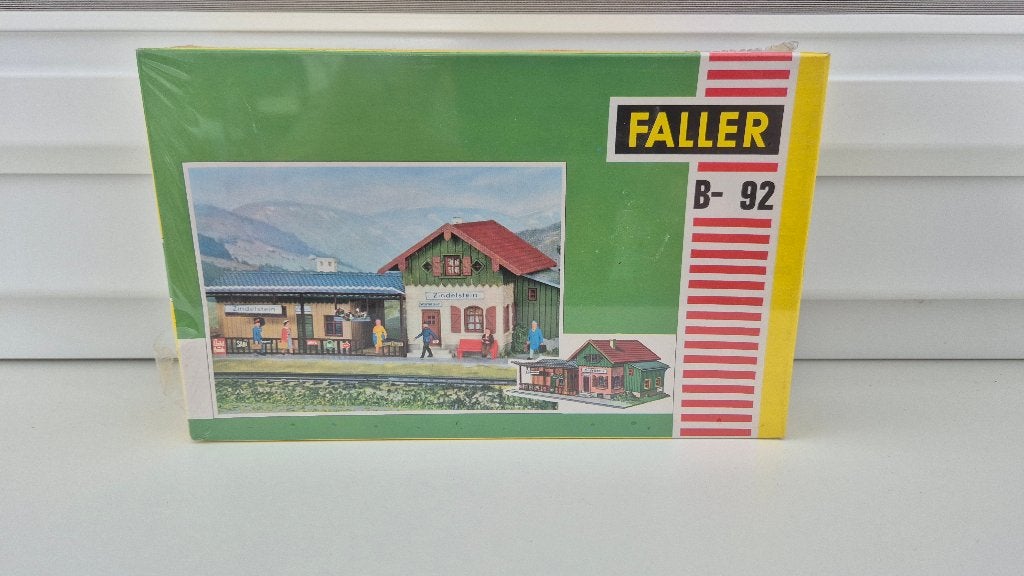 Faller B-92 H0 - Duits station Zindelstein, Overige merken, Gelijkstroom of Wisselstroom, Brug, Tunnel of Gebouw, Ophalen of Verzenden