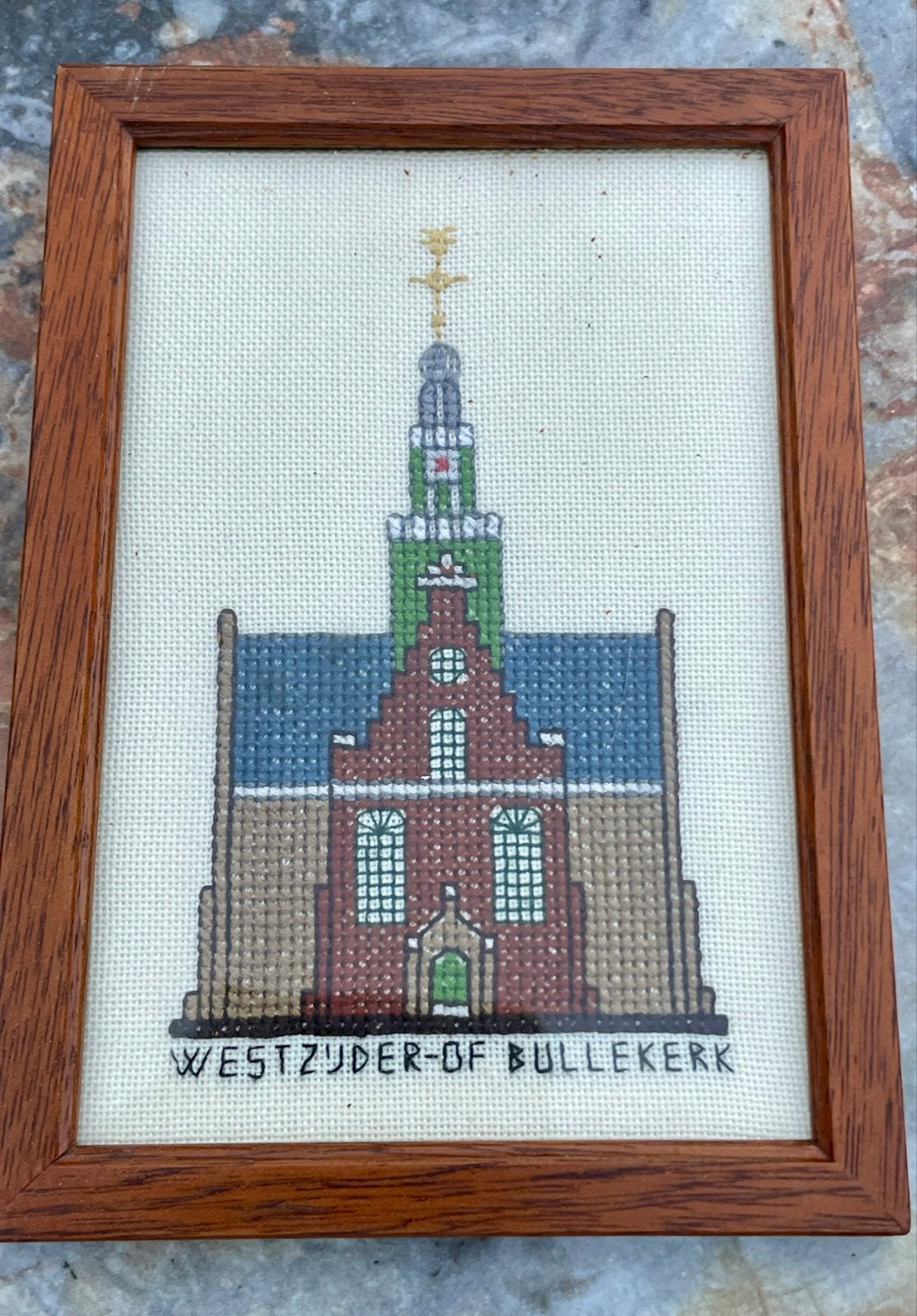 Geborduurde Westzijder- of Bullekerk in lijst, Minder dan 50 cm, Gebruikt, Overige typen, Ophalen of Verzenden