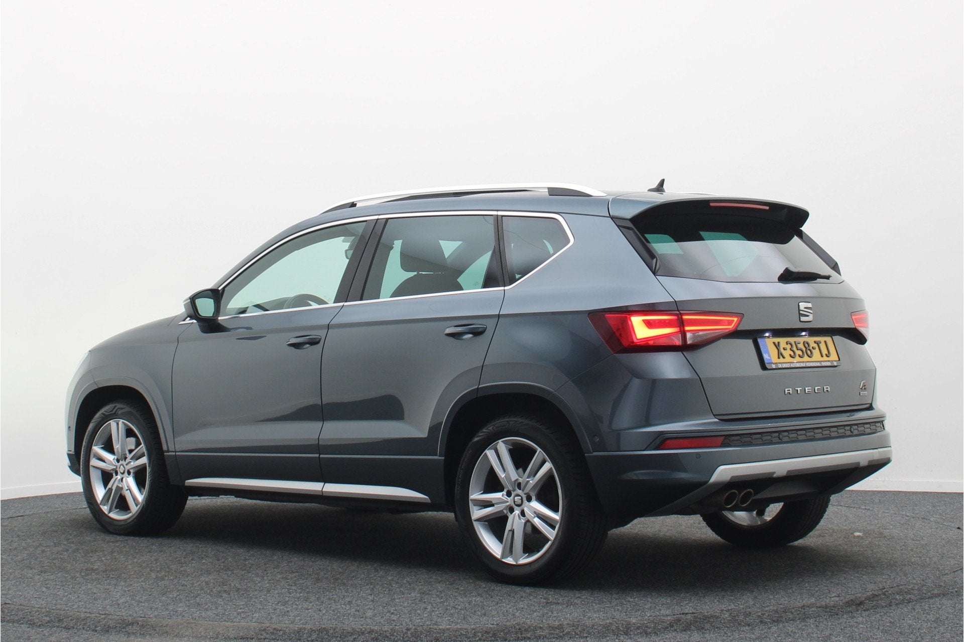 SEAT Ateca 1.4 TSI DSG EcoTSI FR 4DRIVE Business Intense 360, Auto's, Seat, Automaat, 15 km/l, 4 cilinders, 150 pk