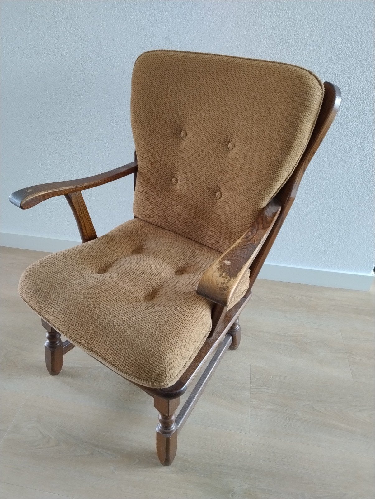 Stevige stoel , gratis ophalen, Huis en Inrichting, Ophalen, Hout, Gebruikt, Minder dan 75 cm