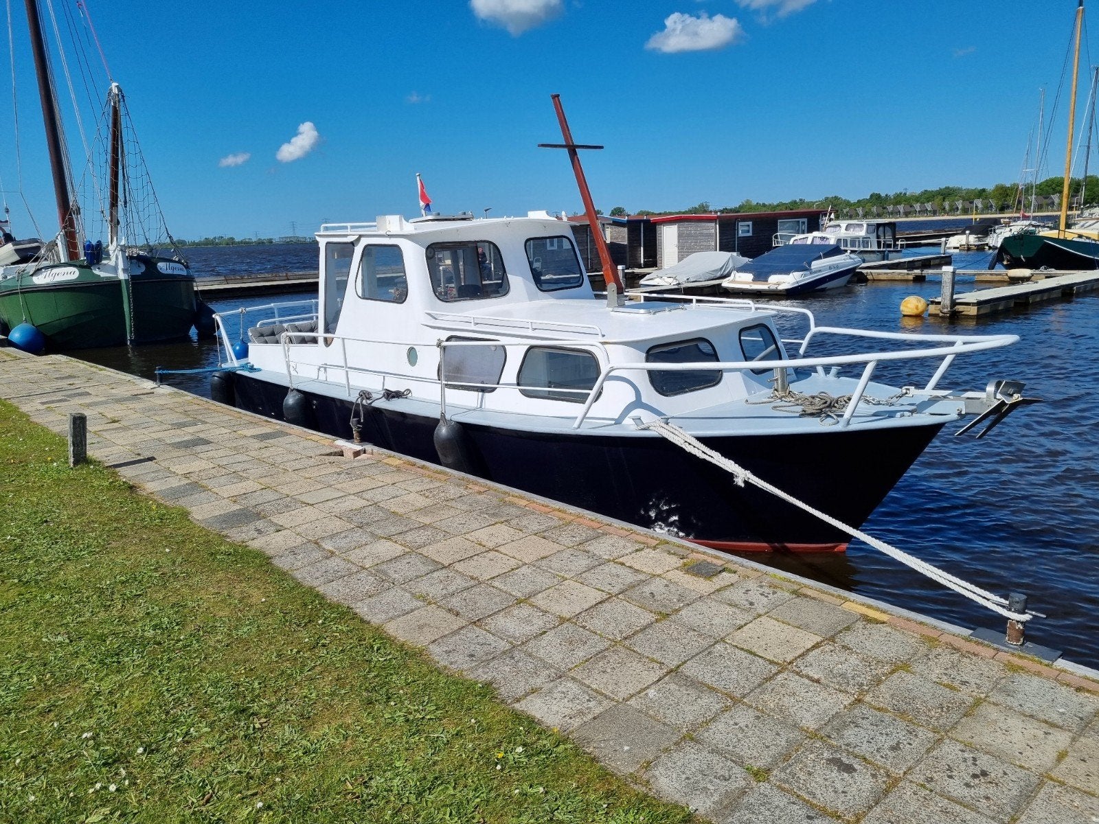 Stalen motorkruiser / visboot (met werk!), Watersport en Boten, Kruiser, Ophalen, Trailer