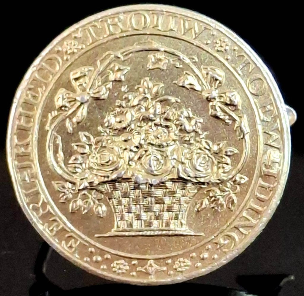 Zilver Penning “Gouden Medaille” Voor Trouw Huispersoneel, Ophalen of Verzenden, Zilver, Nederland