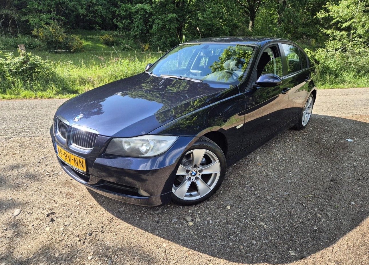 BMW 3-Serie 2.0 I 318 2005 Blauw, Auto's, Achterwielaandrijving, 4 cilinders, 129 pk, Blauw