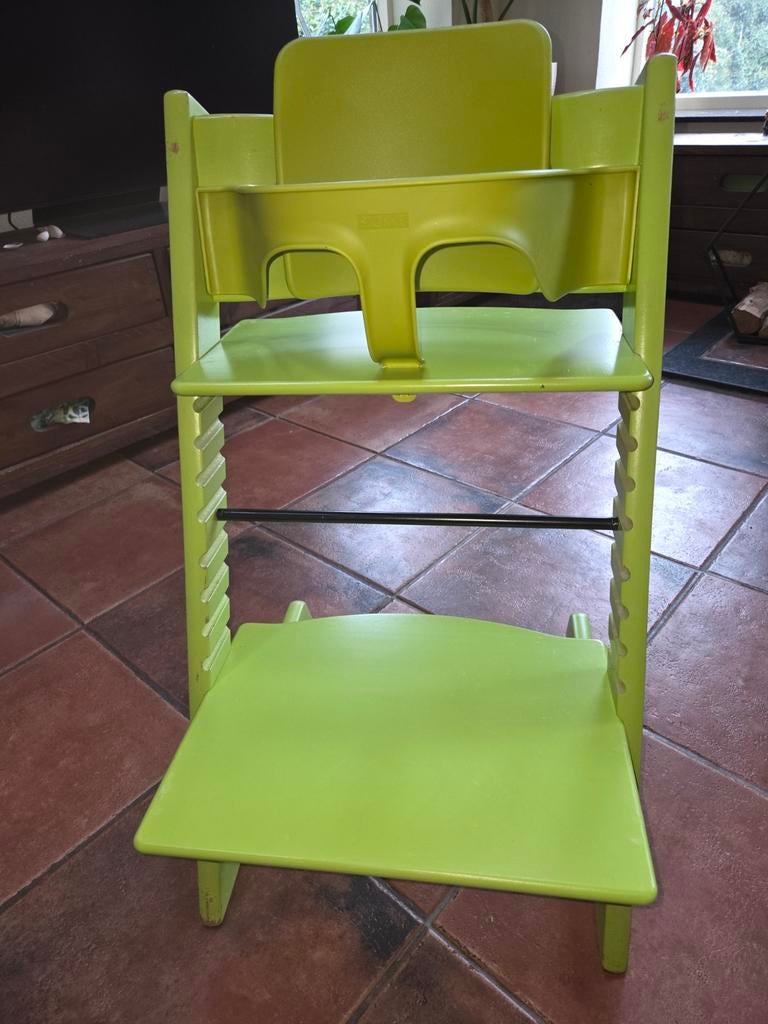 Stokke Tripp Trapp lime kinderstoel met babyset, Kinderen en Baby's, Ophalen of Verzenden, Gebruikt, Meegroeistoel, Aanschuifbaar
