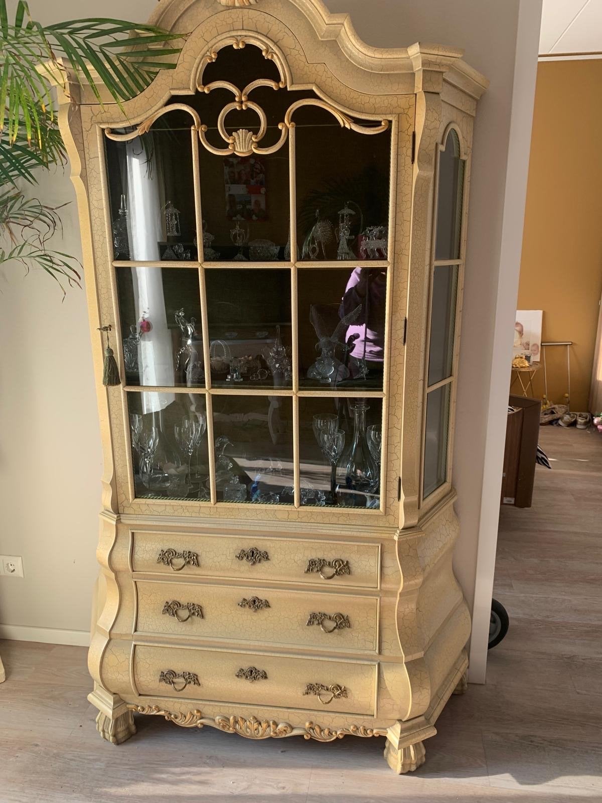 Antieke Vitrinekast met Barok Details, Ophalen