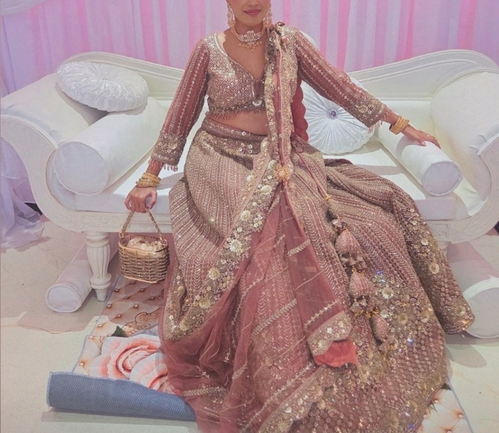 Lehenga ROTTERDAM, Ophalen, Zo goed als nieuw, Maat 38/40 (M), Overige typen