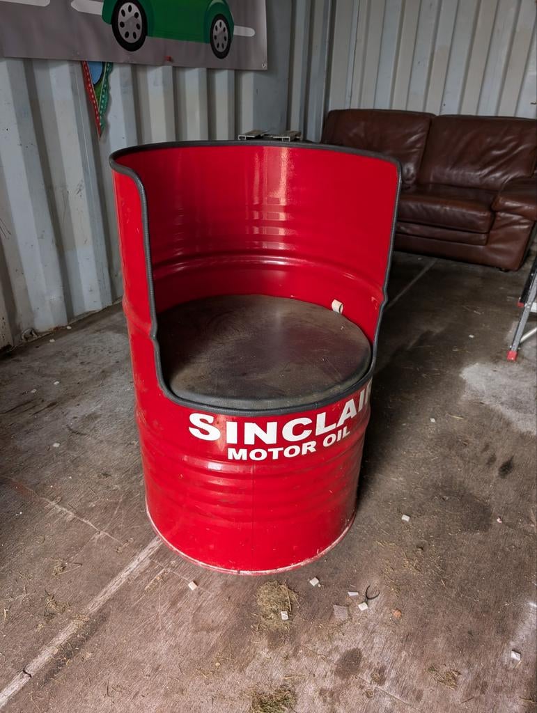 Olievat stoel, Sinclair motoroil, ijzeren stoel, oliedrum., Ophalen, Gebruikt, Metaal, Eén