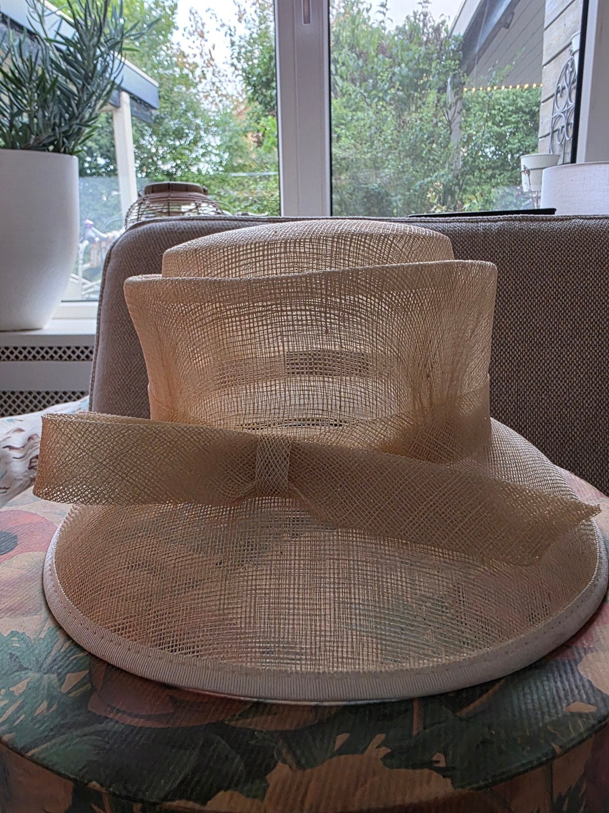 Elegante strooien hoed van Selection, maat 57 cm, Kleding | Dames, Hoeden en Petten, Selection, Ophalen of Verzenden, Zo goed als nieuw