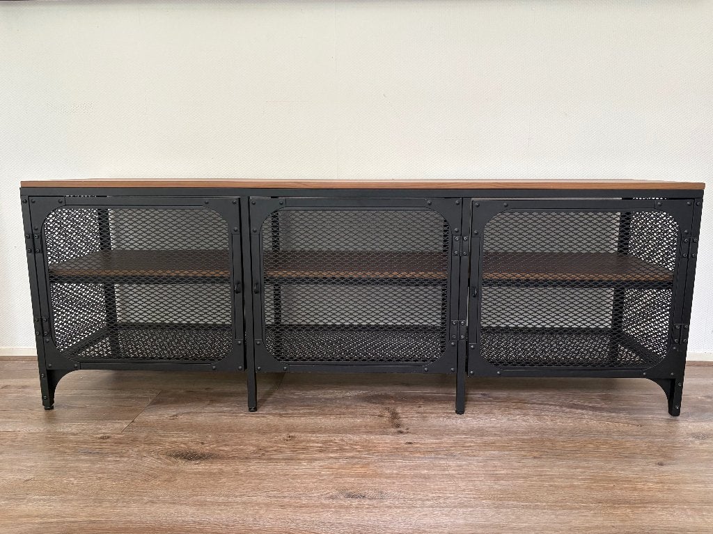 IKEA FJÄLLBO - TV meubel/ Dressoir met metalen deuren, Gebruikt, 150 tot 200 cm, Minder dan 100 cm, 25 tot 50 cm