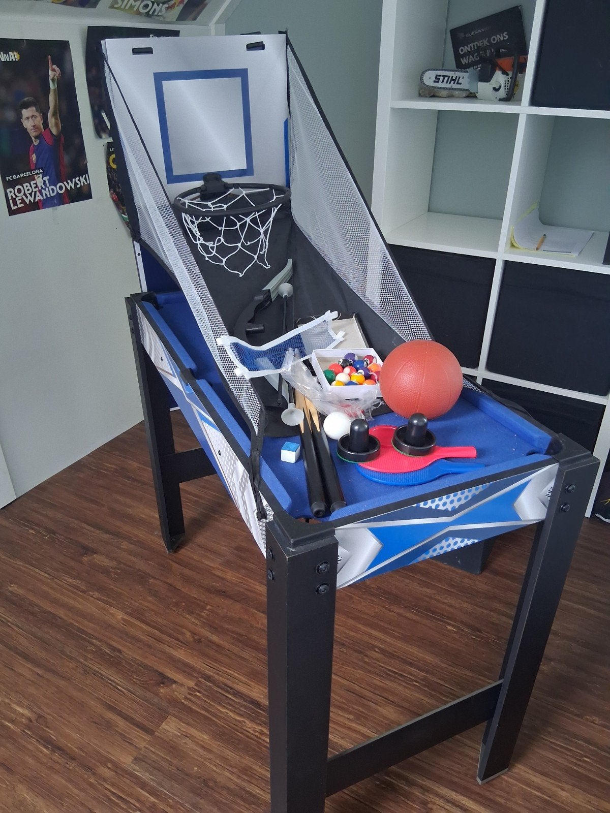 Multifunctionele Speeltafel: 5-in-1 Plezier voor Iedereen!, Ophalen