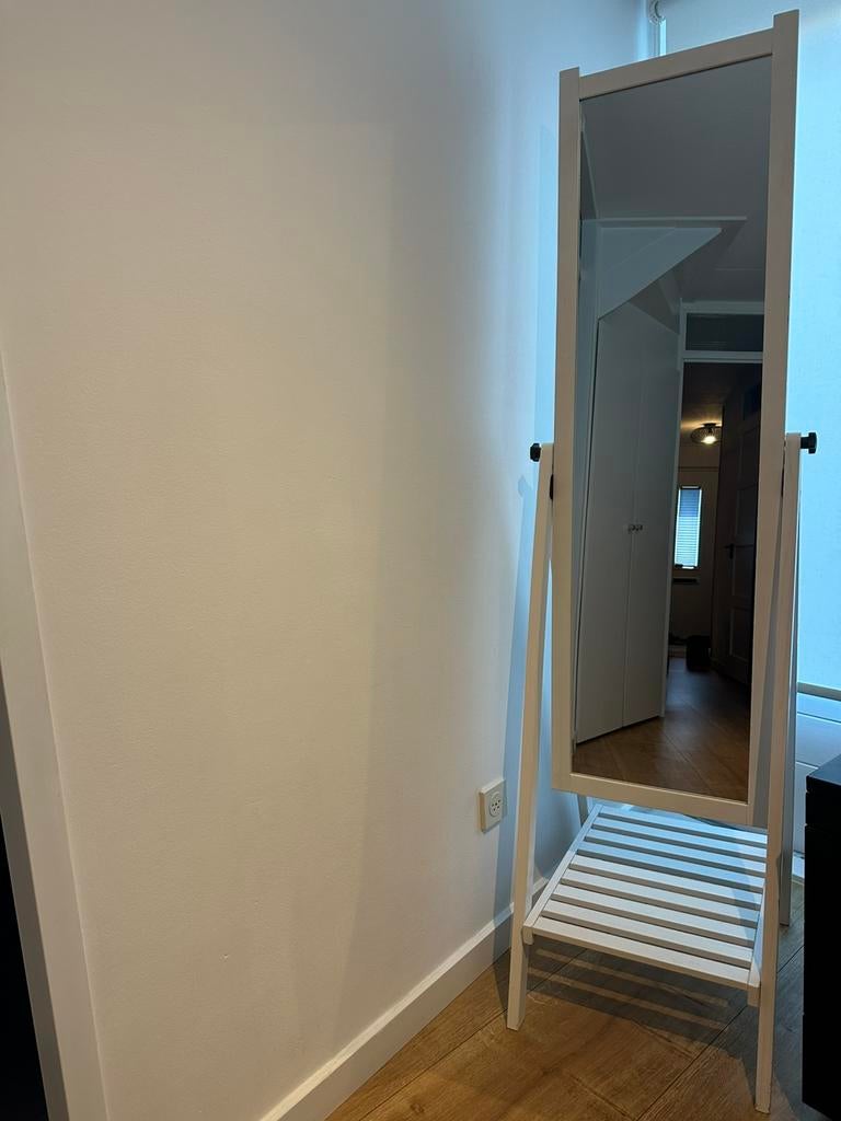 Sta spiegel (Ikea isfjorden), Huis en Inrichting, Woonaccessoires | Spiegels, Ophalen, Minder dan 50 cm, Zo goed als nieuw, 150 tot 200 cm