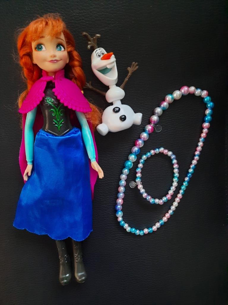 Frozen Anna pop met Olaf en sieraden, Ophalen of Verzenden, Gebruikt, Overige typen