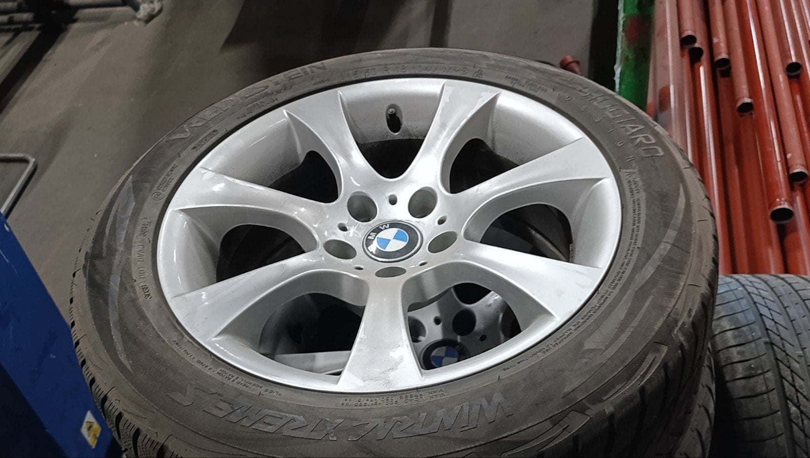 BMW 7 Serie Winterbanden met Velgen - Vredestein 245/50 R18, Ophalen, Gebruikt