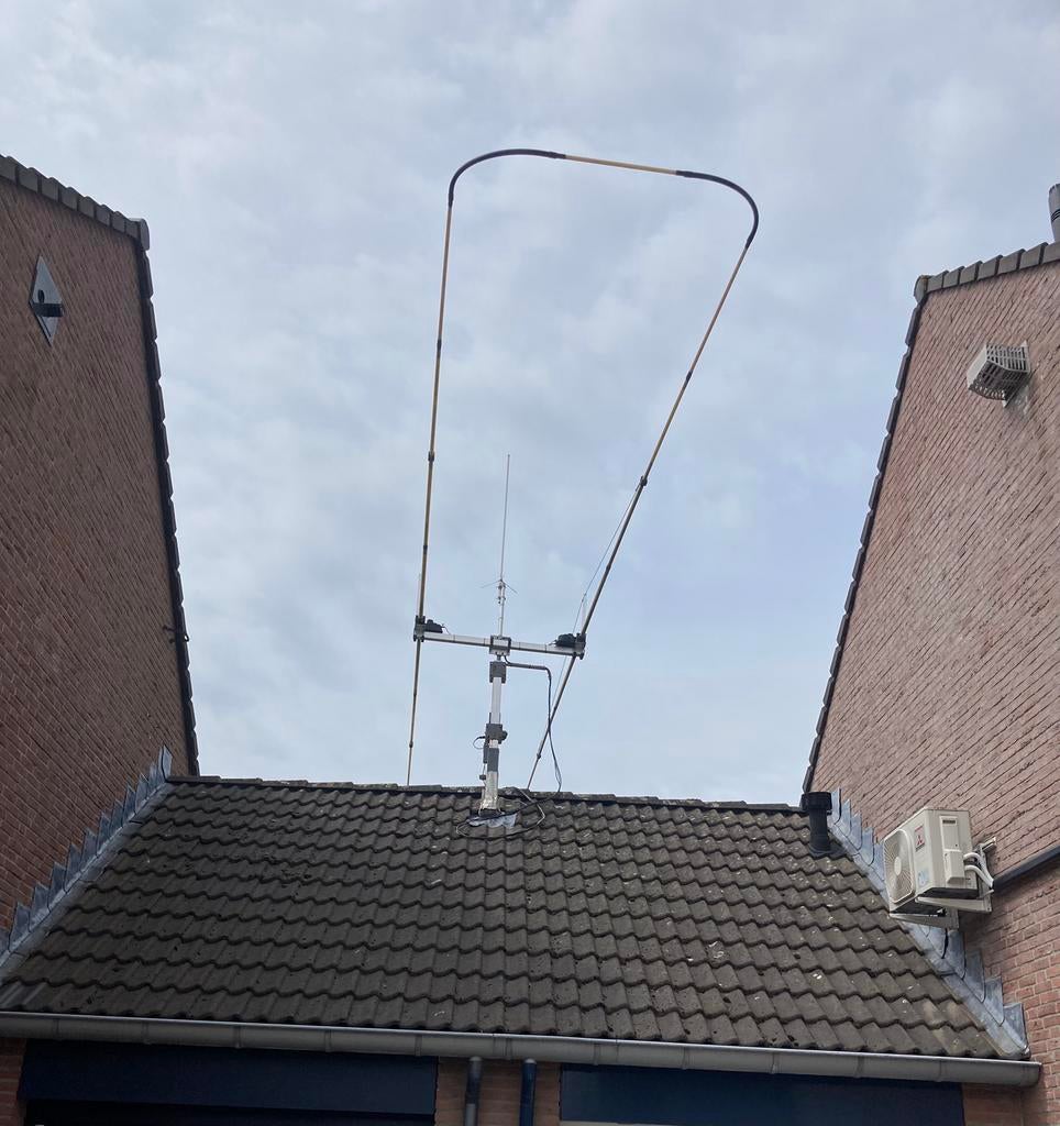 Te Koop 2 elements Ultra Beam, Telecommunicatie, Antennes en Masten, Ophalen of Verzenden, Gebruikt, Antenne