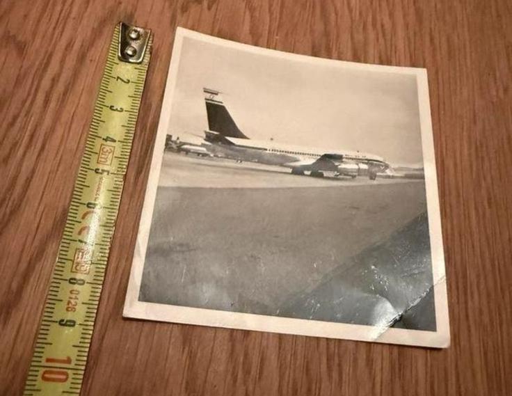 Foto Boing 707, Verzamelen, Luchtvaart en Vliegtuigspotten, Ophalen of Verzenden, Gebruikt, Kaart, Foto of Prent