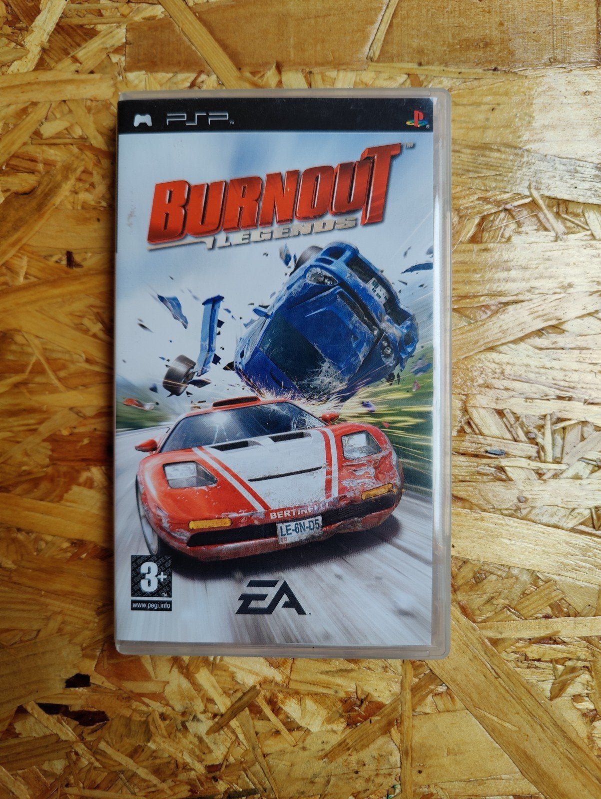 Burnout Legends - PSP (Compleet en Uitstekende Staat), 1 speler, Racen en Vliegen, Ophalen of Verzenden, Zo goed als nieuw