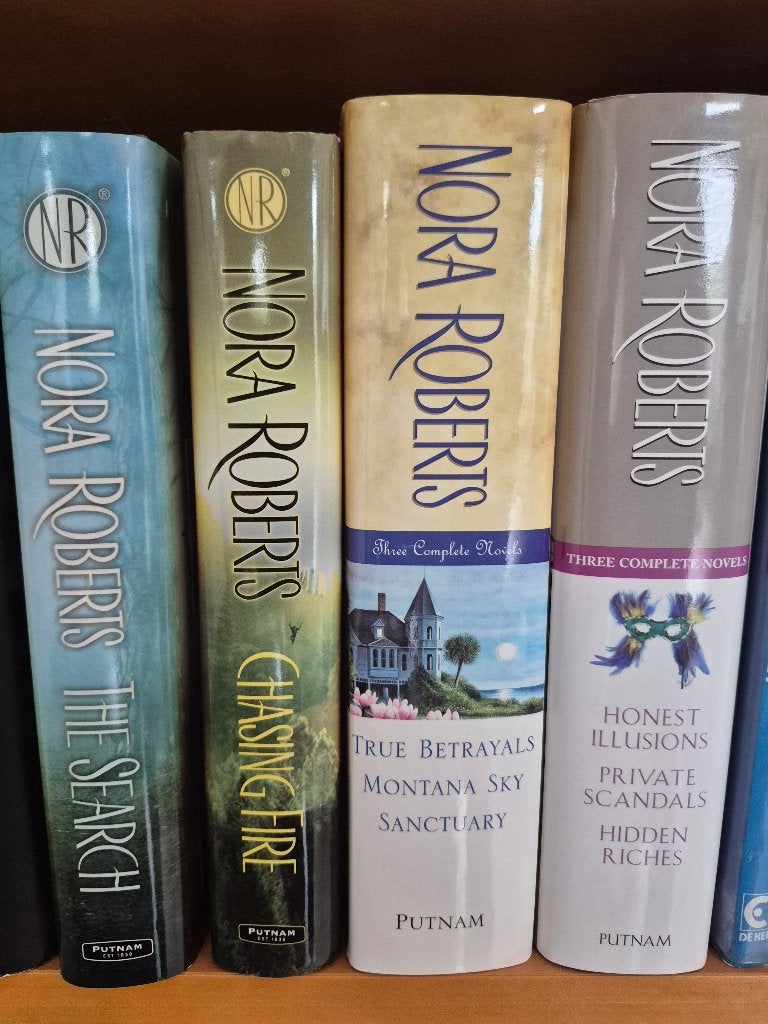 NORA ROBERTS BOOKS, Ophalen of Verzenden, Gelezen, Nora Roberts