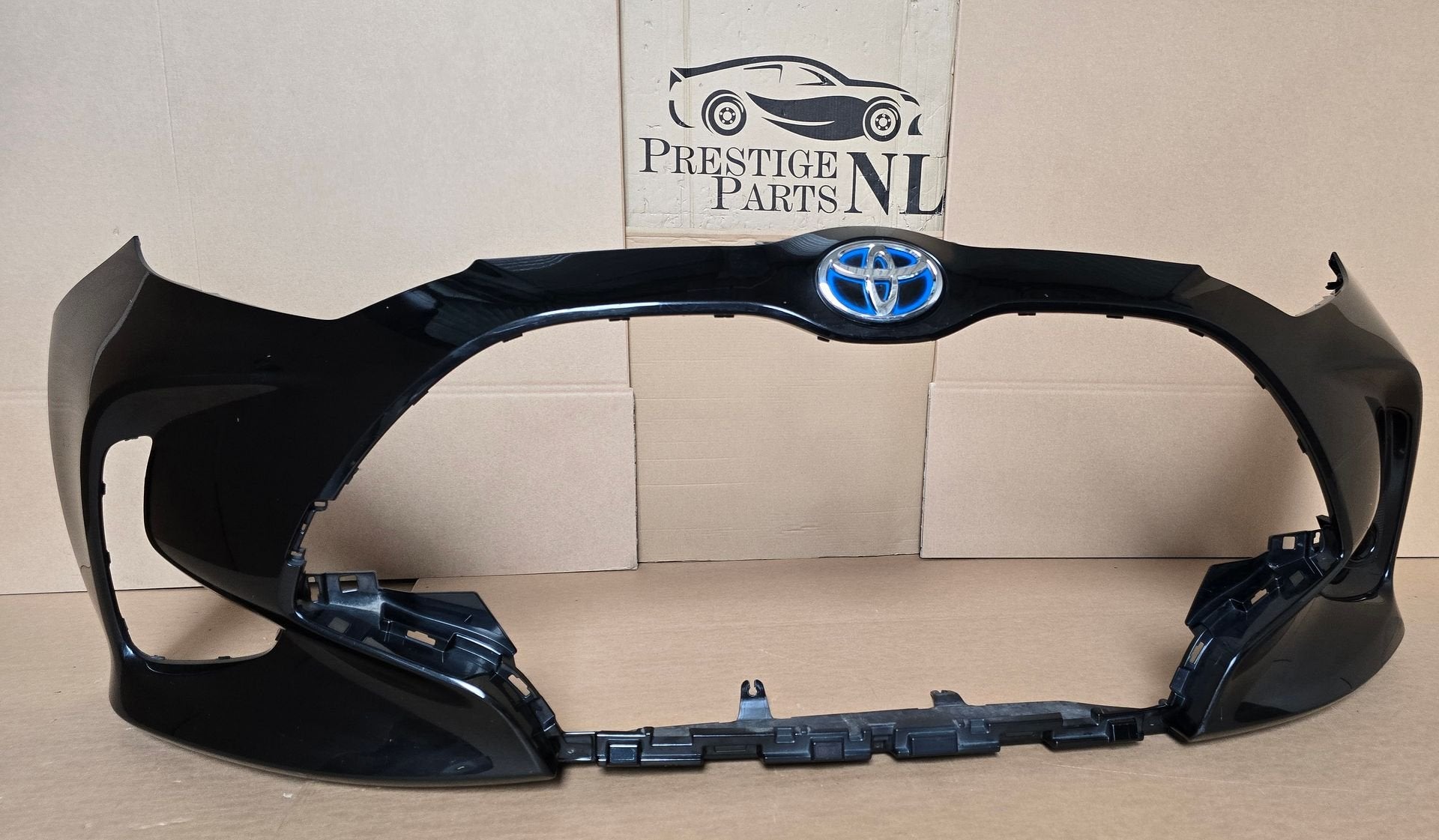 Voorbumper Toyota Yaris 4 IV 52119-0DA00 Origineel bj.2020-, Gebruikt, -, Voor, Ophalen of Verzenden