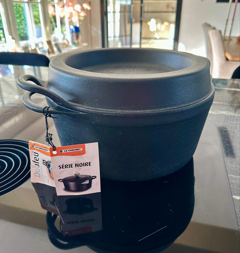 Le Creuset Doufeu Braadpan 26 cm - Gietijzer Zwart, Nieuw, Ophalen of Verzenden, Koekenpan of Braadpan, Gietijzer