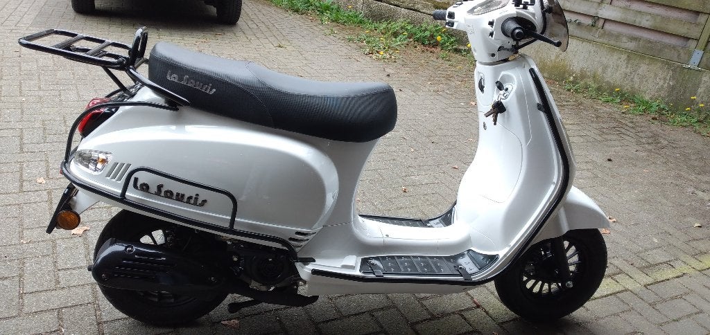Scooter wit la Souris, Ophalen, Zo goed als nieuw, Overige typen, Overige merken