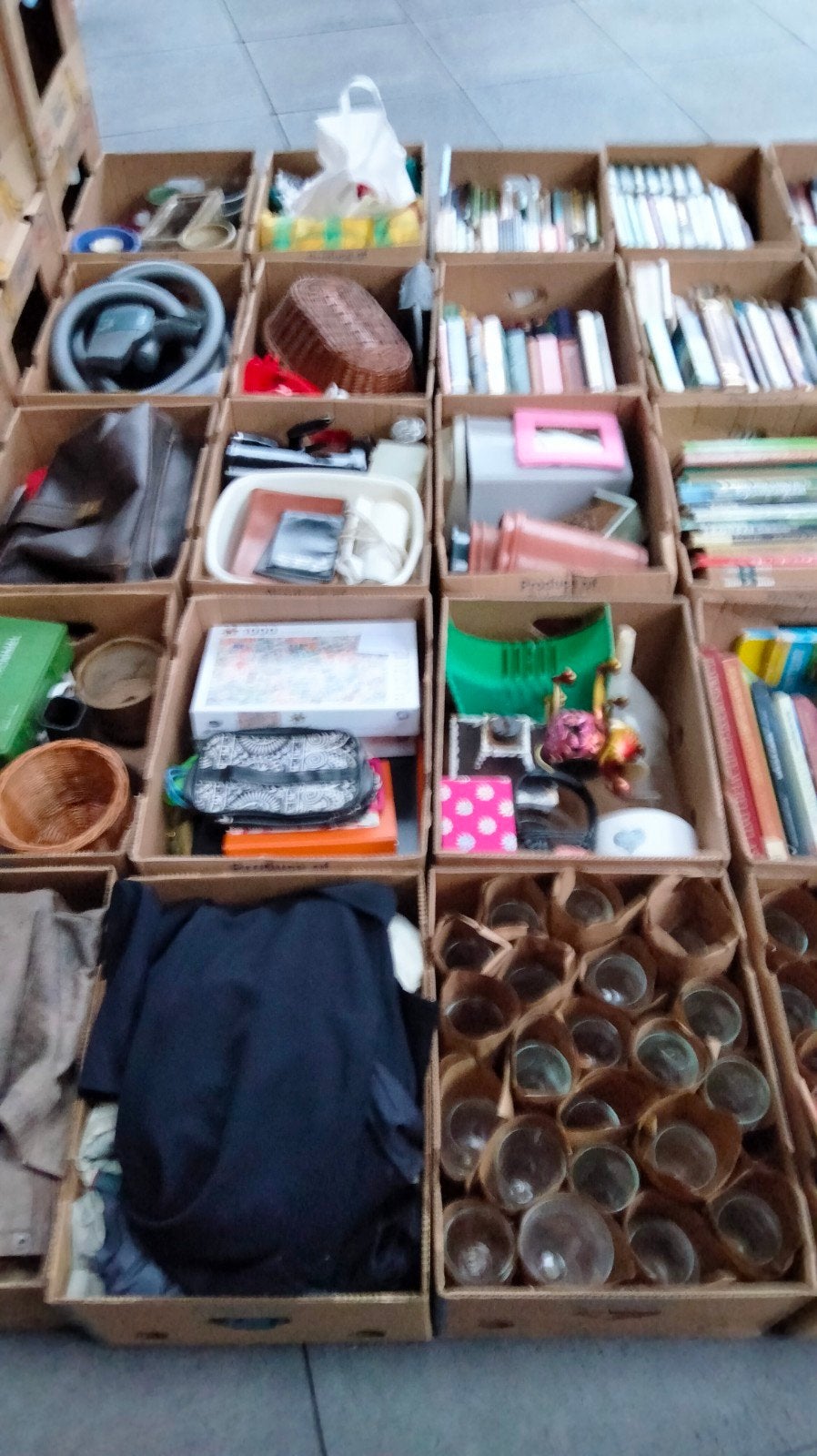 24 dozen rommelmarktspullen / rommelmarkt spullen, Ophalen, Gebruikt