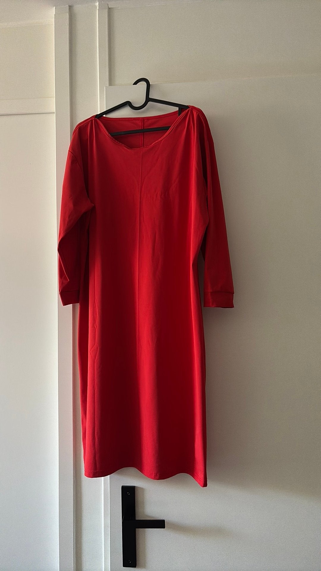 Jurk travelstof rood ♥️, Ophalen of Verzenden, Zo goed als nieuw, Rood, Knielengte
