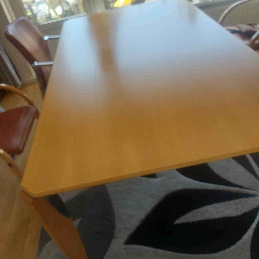 Leolux eettafel plus 4 stoelen, Huis en Inrichting, Tafels | Eettafels, Ophalen, Gebruikt, 50 tot 100 cm, Vijf personen of meer