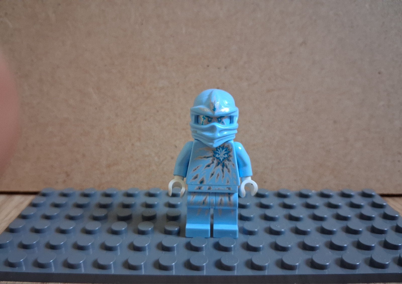 Lego Ninjago minifiguur Zane NRG njo0069, Ophalen of Verzenden, Zo goed als nieuw