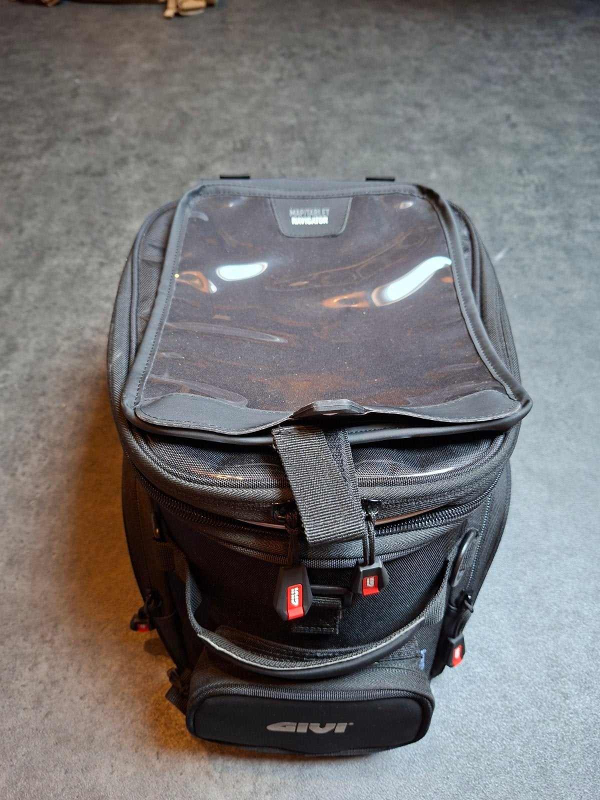 GIVI xstream 15l tanktas voor honda crf1000, Ophalen of Verzenden, Gebruikt