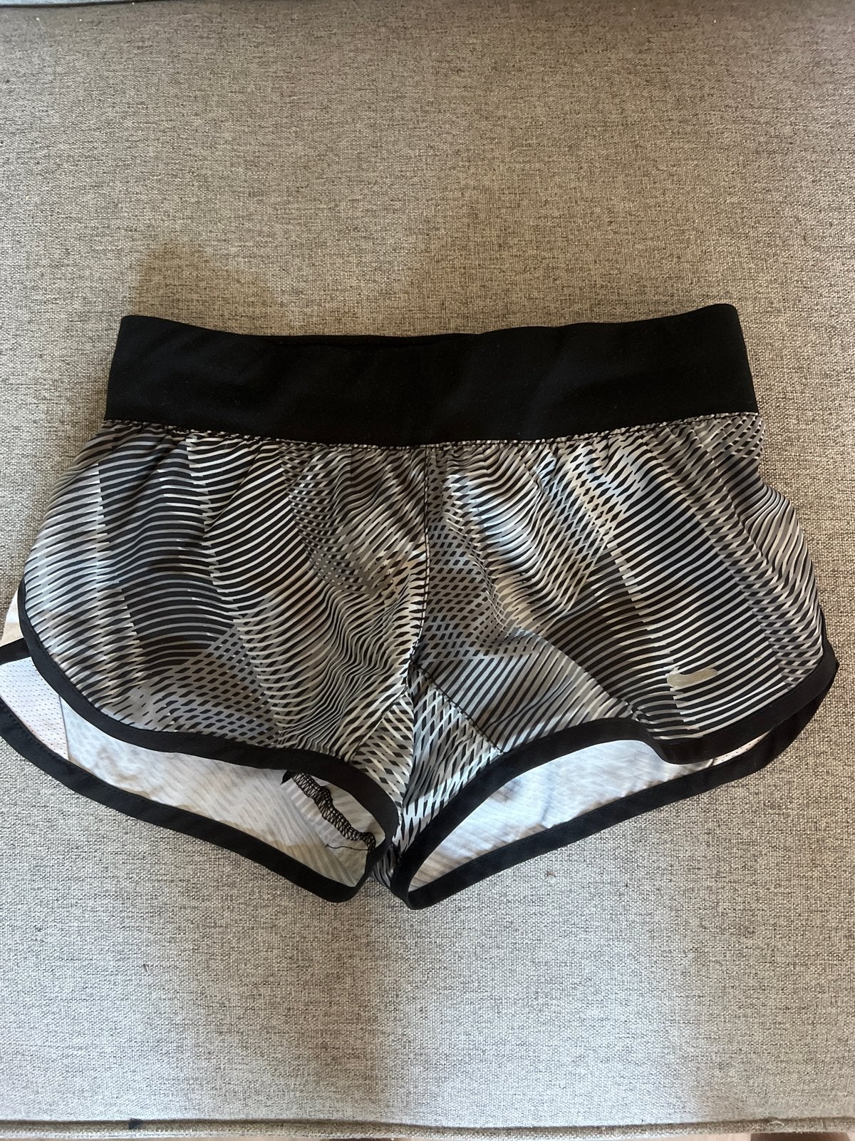 Nike Dri-FIT hardloopshort XS, Zwart, Ophalen of Verzenden, Zo goed als nieuw, Hardlopen of Fietsen