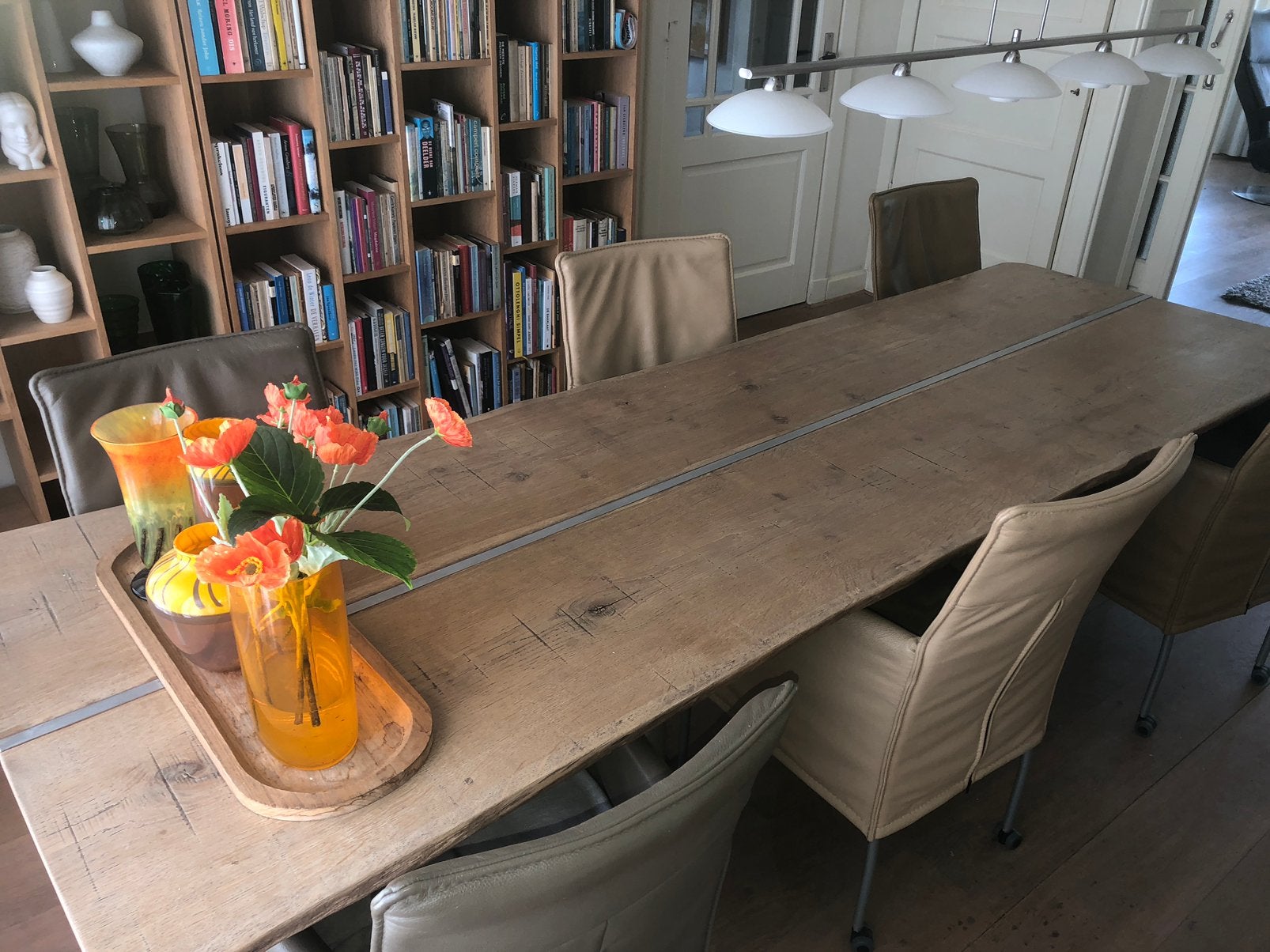 Grote eettafel met zes bijpassende stoelen, Huis en Inrichting, Tafels | Eettafels, Ophalen, Gebruikt, Eikenhout, 200 cm of meer